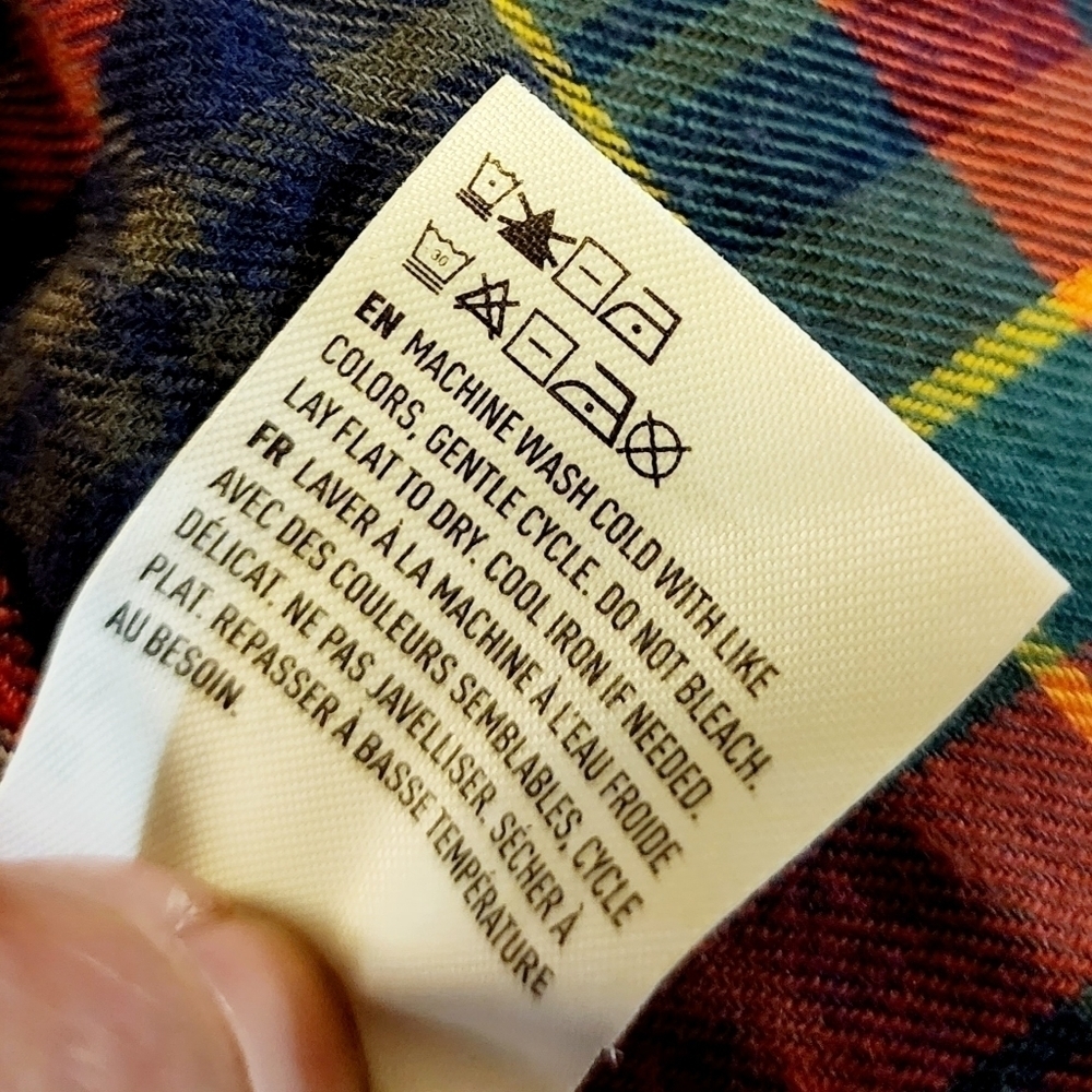 American Eagle AEO Cozy Cabin Cropped Patched Flannel Shirt Red Women's Small S - Picture 14 of 14